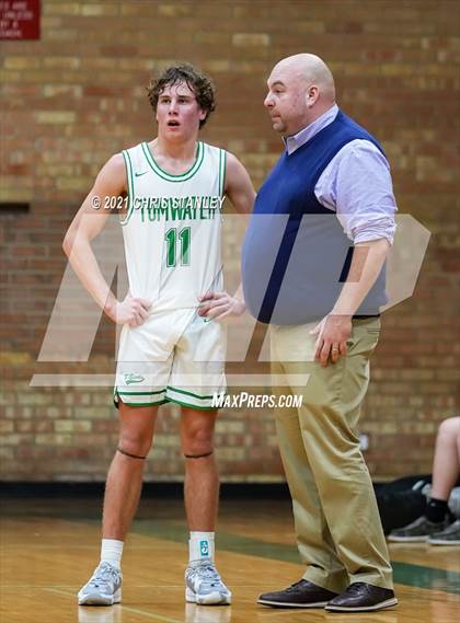 Thumbnail 3 in Sacred Heart Prep vs. Tumwater (Cactus Jam Tournament) photogallery.