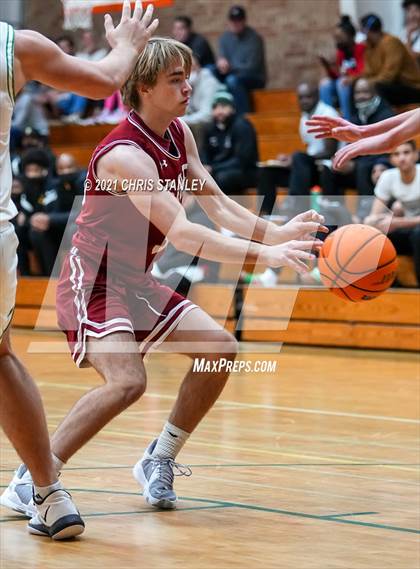 Thumbnail 3 in Sacred Heart Prep vs. Tumwater (Cactus Jam Tournament) photogallery.