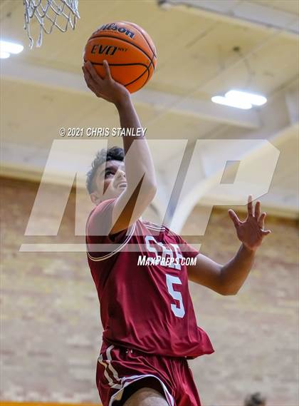Thumbnail 2 in Sacred Heart Prep vs. Tumwater (Cactus Jam Tournament) photogallery.