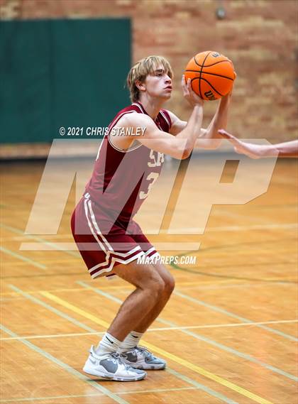 Thumbnail 3 in Sacred Heart Prep vs. Tumwater (Cactus Jam Tournament) photogallery.