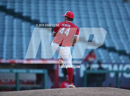 Thumbnail 2 in Fullerton vs Troy photogallery.