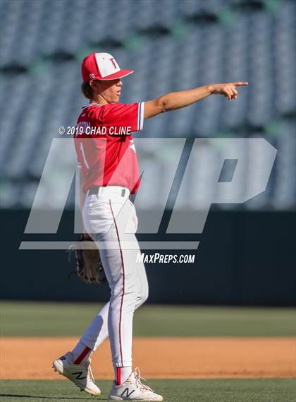 Thumbnail 2 in Fullerton vs Troy photogallery.