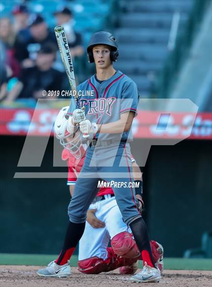 Thumbnail 2 in Fullerton vs Troy photogallery.
