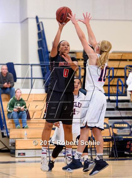 Thumbnail 1 in Pleasant Grove vs. Folsom photogallery.