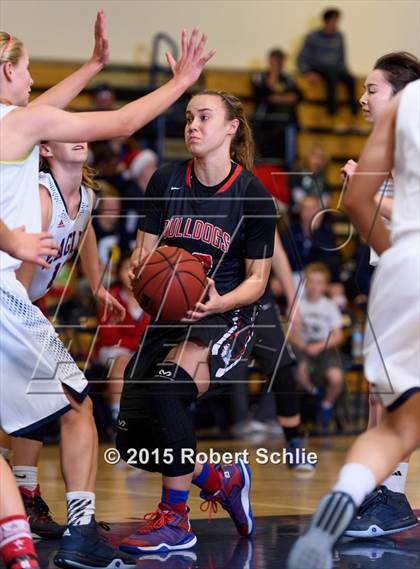 Thumbnail 3 in Pleasant Grove vs. Folsom photogallery.