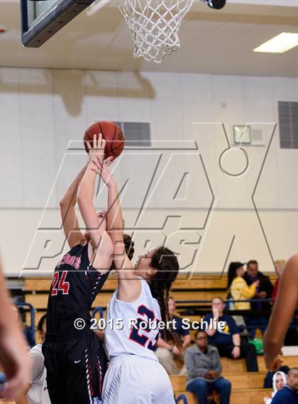 Thumbnail 1 in Pleasant Grove vs. Folsom photogallery.