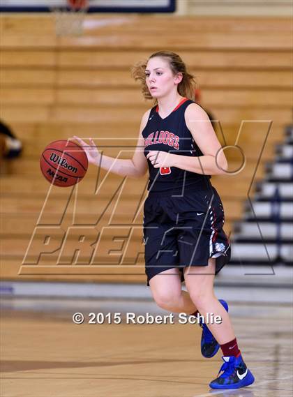 Thumbnail 2 in Pleasant Grove vs. Folsom photogallery.