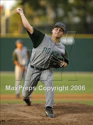 Thumbnail 1 in Poway vs. Fallbrook (D1 Section Final) photogallery.