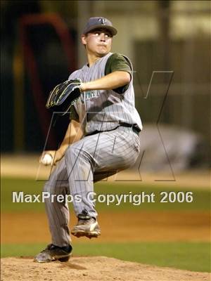 Thumbnail 2 in Poway vs. Fallbrook (D1 Section Final) photogallery.