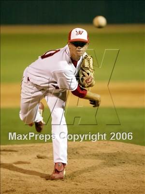 Thumbnail 2 in Poway vs. Fallbrook (D1 Section Final) photogallery.