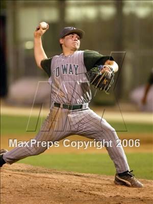 Thumbnail 1 in Poway vs. Fallbrook (D1 Section Final) photogallery.