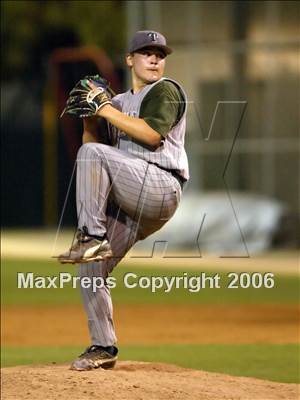 Thumbnail 3 in Poway vs. Fallbrook (D1 Section Final) photogallery.