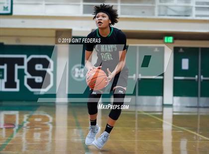 Thumbnail 2 in St. Mary's vs. Bishop Manogue (Elite is Earned New Year Classic) photogallery.