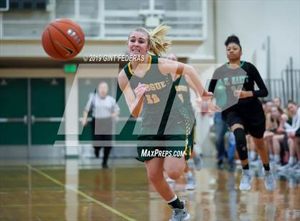 Thumbnail 1 in St. Mary's vs. Bishop Manogue (Elite is Earned New Year Classic) photogallery.