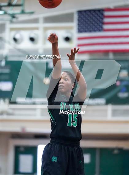Thumbnail 1 in St. Mary's vs. Bishop Manogue (Elite is Earned New Year Classic) photogallery.