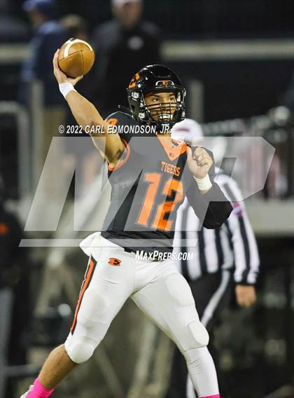 Thumbnail 1 in Brentwood Academy @ Ensworth photogallery.