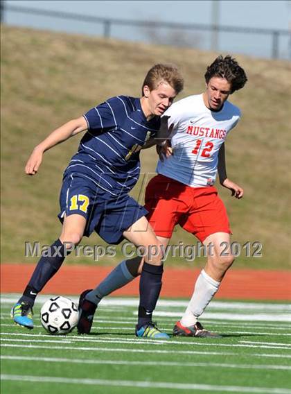 Thumbnail 3 in Highland Park vs Coronado (Lobo Winter Invitational) photogallery.