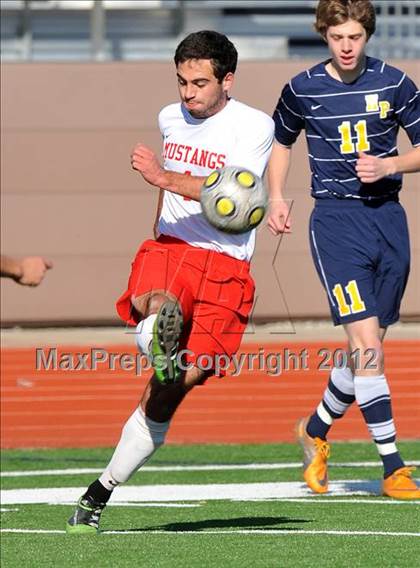Thumbnail 3 in Highland Park vs Coronado (Lobo Winter Invitational) photogallery.
