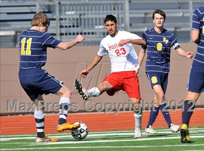 Thumbnail 2 in Highland Park vs Coronado (Lobo Winter Invitational) photogallery.