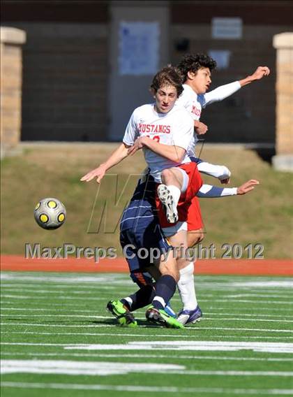 Thumbnail 3 in Highland Park vs Coronado (Lobo Winter Invitational) photogallery.