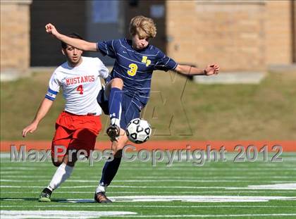 Thumbnail 2 in Highland Park vs Coronado (Lobo Winter Invitational) photogallery.