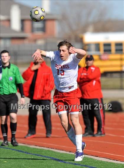 Thumbnail 2 in Highland Park vs Coronado (Lobo Winter Invitational) photogallery.