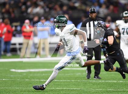 Thumbnail 2 in Zachary vs. Ponchatoula (LHSAA 5A Final) photogallery.