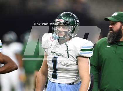 Thumbnail 2 in Zachary vs. Ponchatoula (LHSAA 5A Final) photogallery.