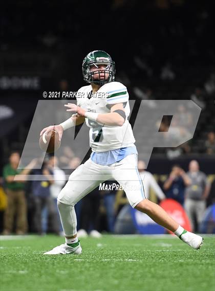 Thumbnail 3 in Zachary vs. Ponchatoula (LHSAA 5A Final) photogallery.