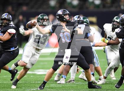 Thumbnail 2 in Zachary vs. Ponchatoula (LHSAA 5A Final) photogallery.