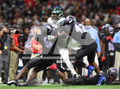 Thumbnail 2 in Zachary vs. Ponchatoula (LHSAA 5A Final) photogallery.