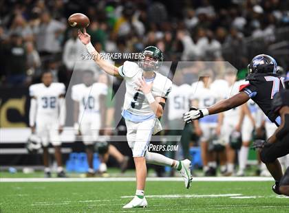 Thumbnail 2 in Zachary vs. Ponchatoula (LHSAA 5A Final) photogallery.