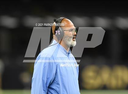 Thumbnail 1 in Zachary vs. Ponchatoula (LHSAA 5A Final) photogallery.