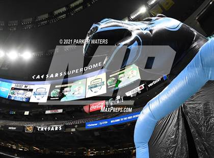 Thumbnail 1 in Zachary vs. Ponchatoula (LHSAA 5A Final) photogallery.