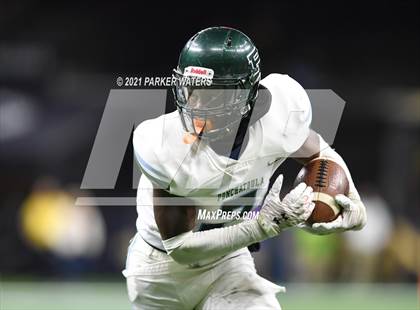 Thumbnail 3 in Zachary vs. Ponchatoula (LHSAA 5A Final) photogallery.