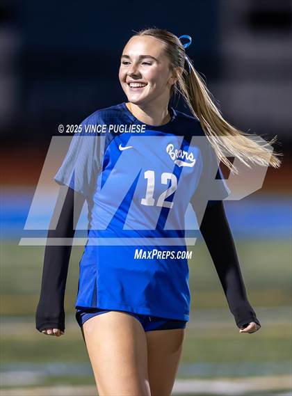 Thumbnail 1 in Richland @ Tahoma (WIAA 4A State Playoffs) photogallery.