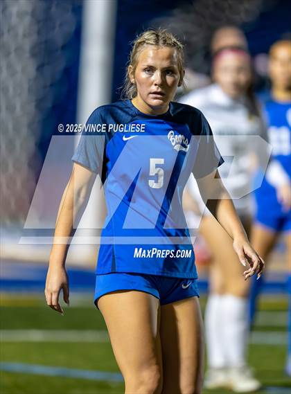 Thumbnail 1 in Richland @ Tahoma (WIAA 4A State Playoffs) photogallery.