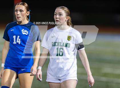 Thumbnail 2 in Richland @ Tahoma (WIAA 4A State Playoffs) photogallery.