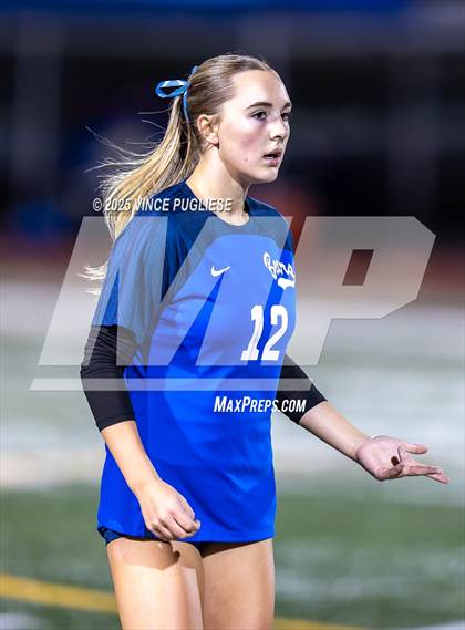 Thumbnail 1 in Richland @ Tahoma (WIAA 4A State Playoffs) photogallery.