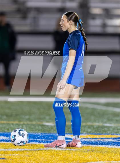 Thumbnail 2 in Richland @ Tahoma (WIAA 4A State Playoffs) photogallery.