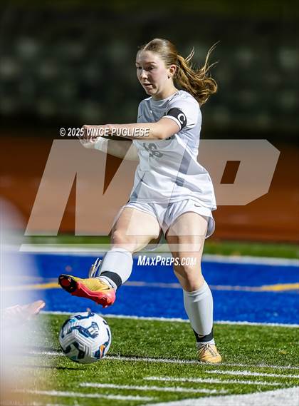 Thumbnail 1 in Richland @ Tahoma (WIAA 4A State Playoffs) photogallery.