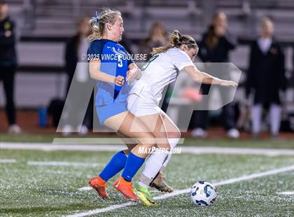 Thumbnail 1 in Richland @ Tahoma (WIAA 4A State Playoffs) photogallery.