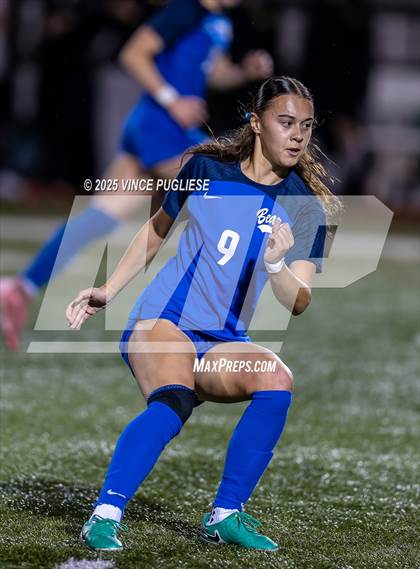 Thumbnail 2 in Richland @ Tahoma (WIAA 4A State Playoffs) photogallery.