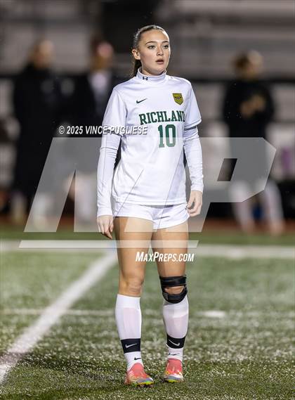 Thumbnail 3 in Richland @ Tahoma (WIAA 4A State Playoffs) photogallery.