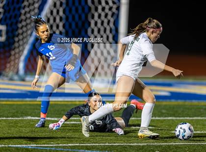 Thumbnail 2 in Richland @ Tahoma (WIAA 4A State Playoffs) photogallery.