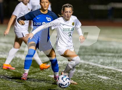 Thumbnail 3 in Richland @ Tahoma (WIAA 4A State Playoffs) photogallery.