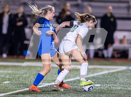 Thumbnail 3 in Richland @ Tahoma (WIAA 4A State Playoffs) photogallery.