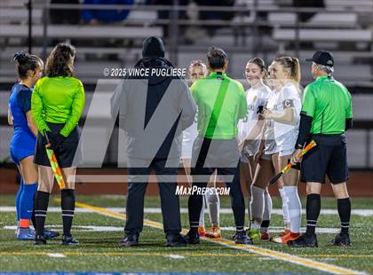 Thumbnail 1 in Richland @ Tahoma (WIAA 4A State Playoffs) photogallery.