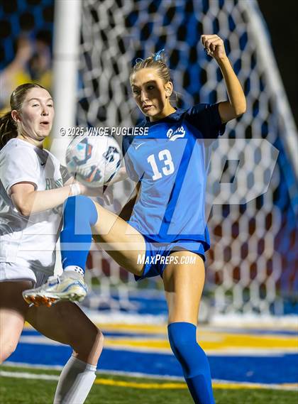 Thumbnail 3 in Richland @ Tahoma (WIAA 4A State Playoffs) photogallery.