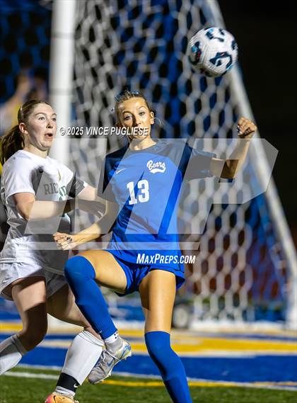 Thumbnail 2 in Richland @ Tahoma (WIAA 4A State Playoffs) photogallery.